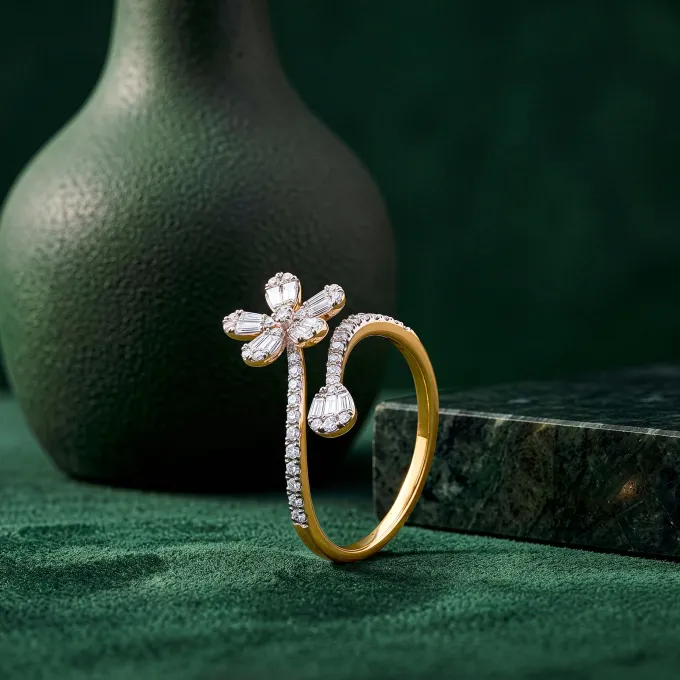 Anushka Sharma Gold Bloom Bold Lab Grown Diamond Ring (Size 12)