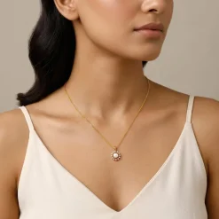 Anushka Sharma Gold Fiore Lab Grown Diamond Pendant