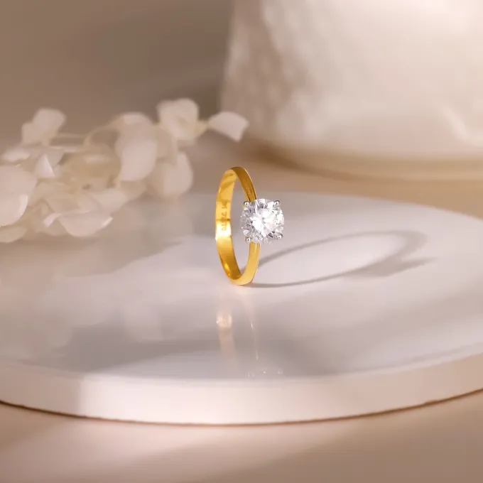 Anushka Sharma Gold Mystic Aura Solitaire Diamond Ring