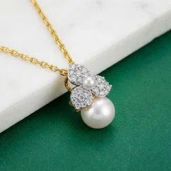Anushka Sharma Gold Pearl Bud Story Lab Grown Diamond Pendant