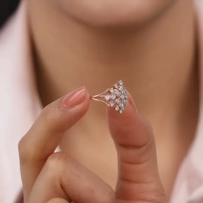 Anushka Sharma Rose Gold Spectacular Diamond Ring
