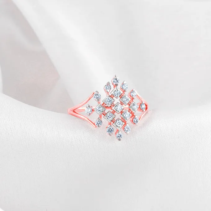 Anushka Sharma Rose Gold Spectacular Diamond Ring