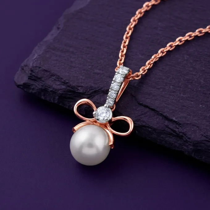 Anushka Sharma Rose Gold Cielo Bow Lab Grown Diamond Pendant