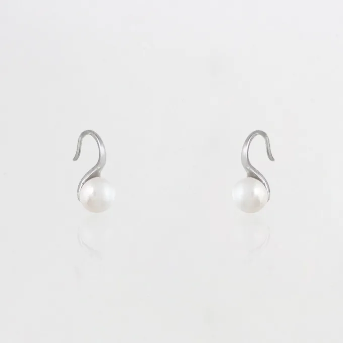 Dazzling Pearl Set with Link Chain