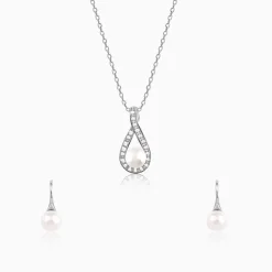 Dazzling Pearl Set with Link Chain