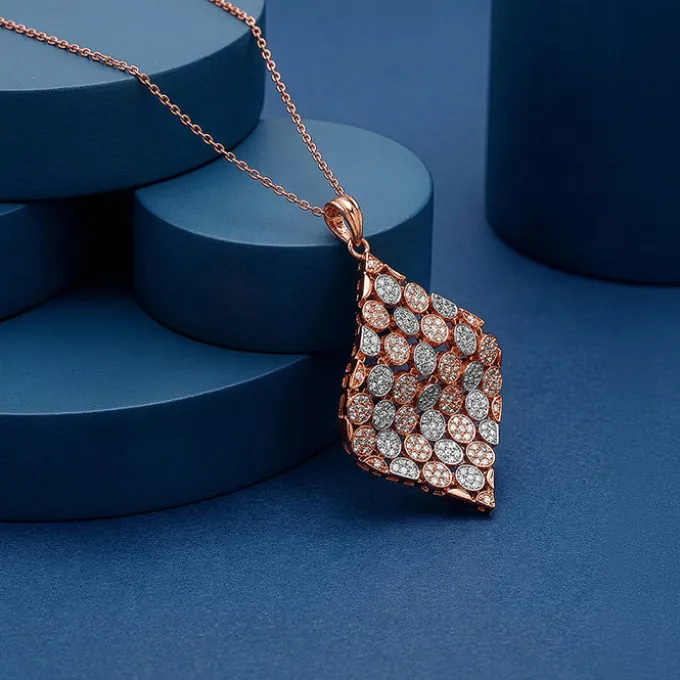 Dual Tone Celeste Grove Silver Pendant With Link Chain