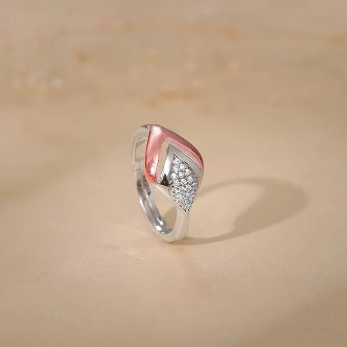 Dual Tone Majestic Rhombus Ring