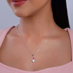 Dual Tone Majestic Rhombus Pendant With Link Chain