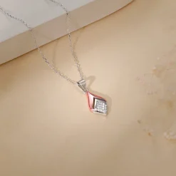 Dual Tone Majestic Rhombus Pendant With Link Chain