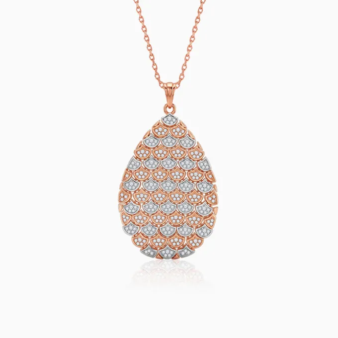 Dual Tone Oval Reef Silver Pendant With Link Chain