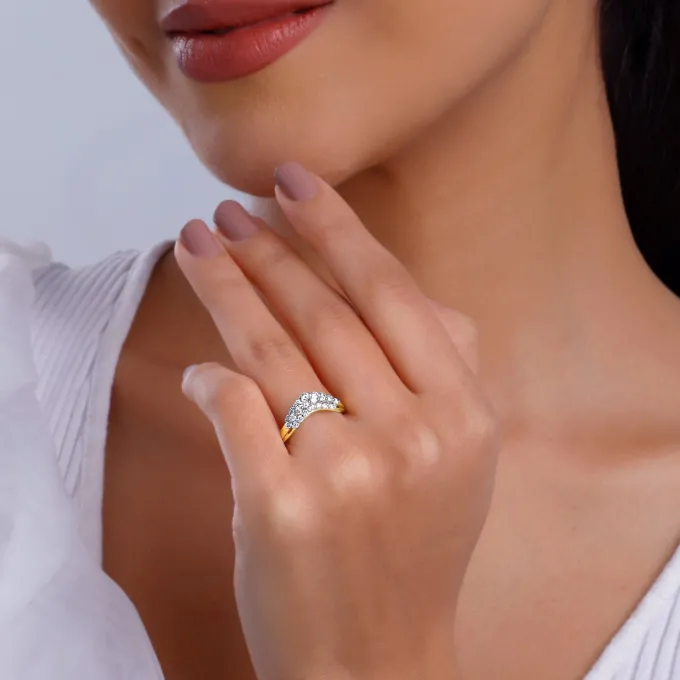 Gold & Diamond Forever Yours Vanki Ring