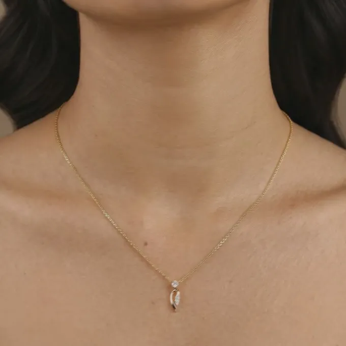 Gold Aurex Muse Lab Grown Diamond Pendant