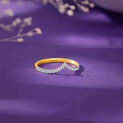 Gold Classic Virtuous Vanki Lab Grown Diamond Ring