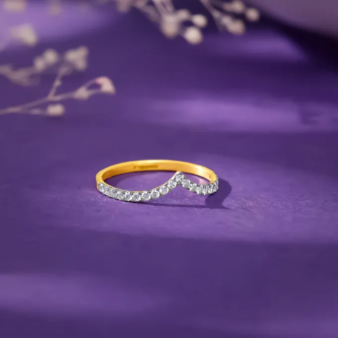 Gold Classic Virtuous Vanki Lab Grown Diamond Ring