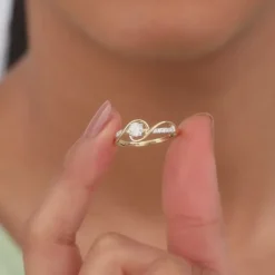 Gold Enchante Lab Grown Diamond Ring