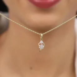 Gold Feathery Elegance Diamond Pendant