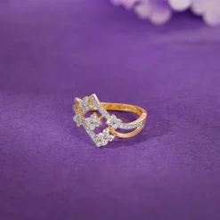 Gold Floral Vibe Lab Grown Diamond Ring