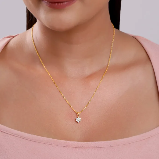 Gold Floretta Lab Grown Diamond Pendant