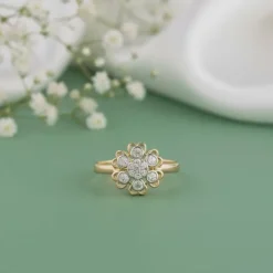 Gold Heart Bloom Lab Grown Diamond Ring