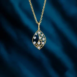 Gold Leafy Glam Lab Grown Diamond Pendant