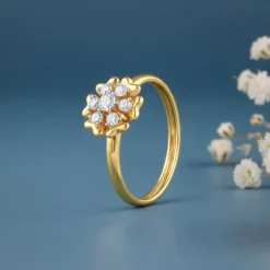 Gold Lumière Bloom Lab Grown Diamond Ring