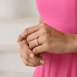 Gold Regal Rise Lab Grown Diamond Ring