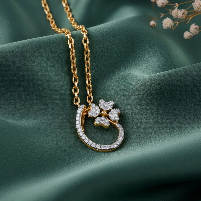 Gold Rosaline Spark Lab Grown Diamond Pendant