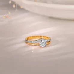 Gold Vanki Twist Diamond Ring