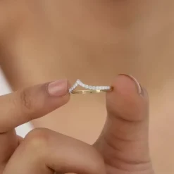 Gold Virtuous Vanki Lab Grown Diamond Ring