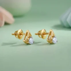 Gold Vow Point Lab Grown Diamond Earrings