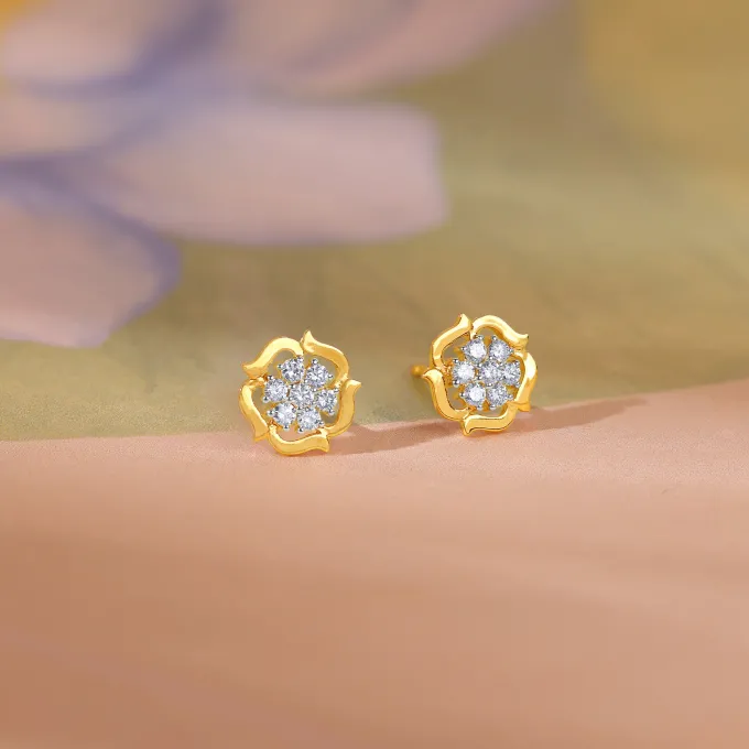 Gold Wavy Flower Diamond Earrings