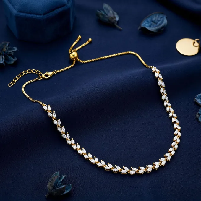Golden Amora Choker Necklace