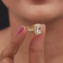 Golden Classic Solitaire Ring