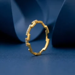 Golden Classic Steps Ring (Size 12)