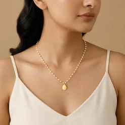 Golden Colleen Pearl Necklace