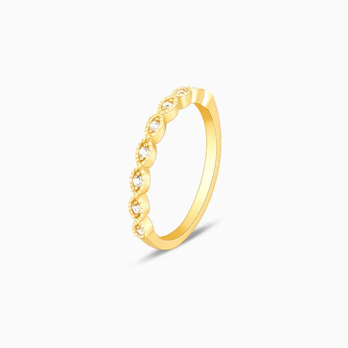Golden Elegant Twist Ring