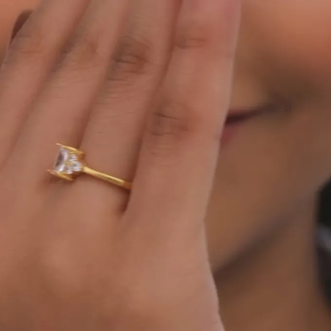 Golden Ethereal Elegance Ring