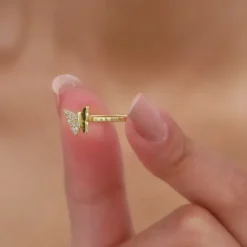 Golden Fluttery Wings Ring