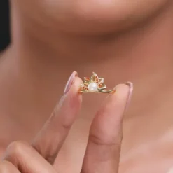 Golden Freya Ring