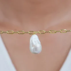 Golden Katharine Pearl Bracelet