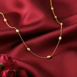 Golden Minimal Glow Necklace