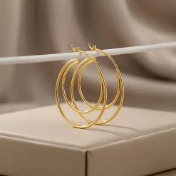 Golden Minimal Layered Hoops