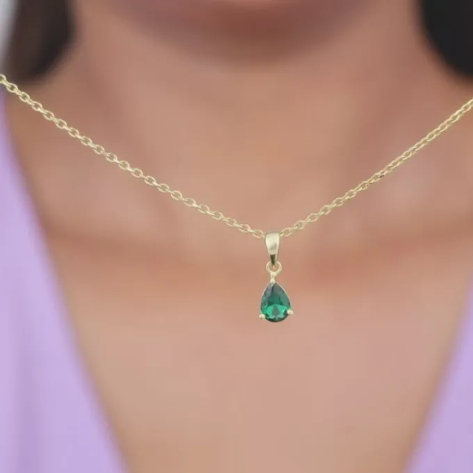Golden Peridot Dream Pendant With Link Chain