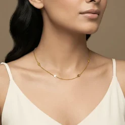 Golden Petal Link Necklace