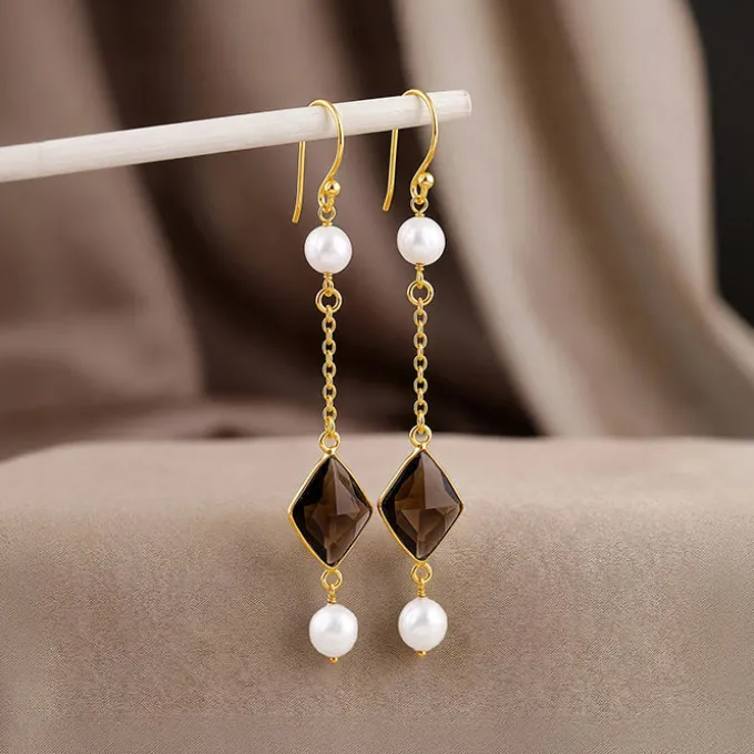 Golden Saoirse Dangler Earrings