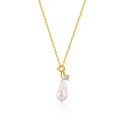 Golden Shailene Pearl Necklace