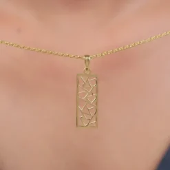 Golden Silk Circuit Pendant With Link Chain