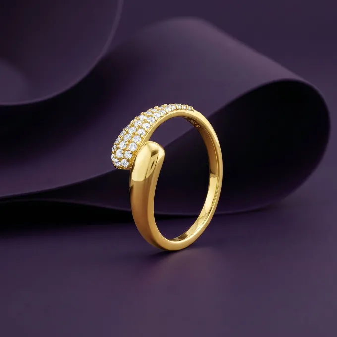 Golden Soft Hug Ring (Size 12)