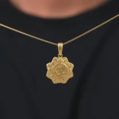 Golden Unique Om Pendant With Box Chain