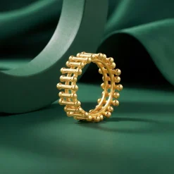 Kriti Sanon Golden Gated Ring (Size 12)